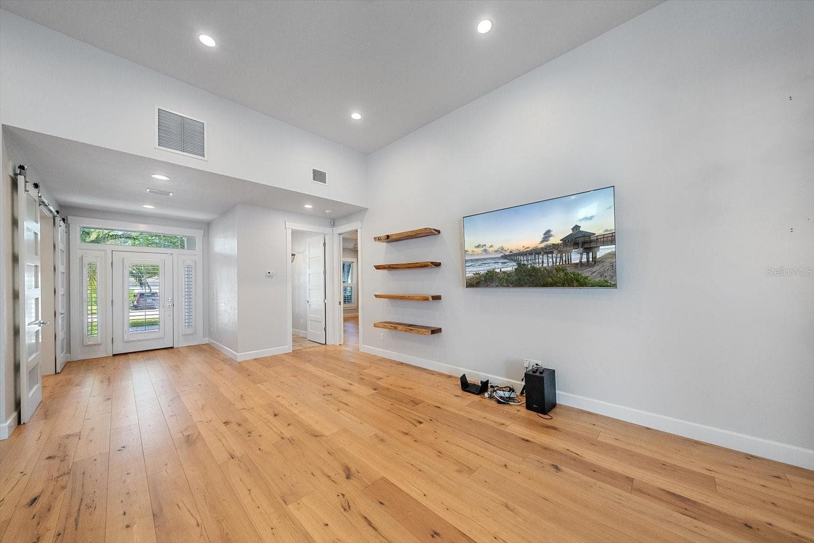 Single Family Residence at 2436 ARLINGTON ST, SARASOTA, photo 12 of 56