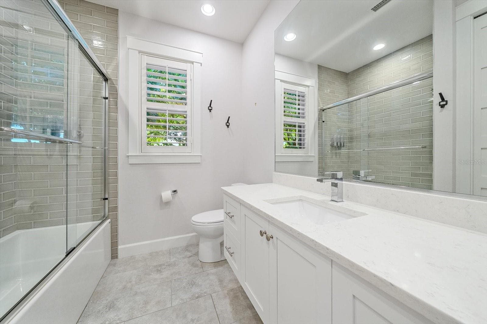 Bathroom 1 - 2436 ARLINGTON ST, SARASOTA