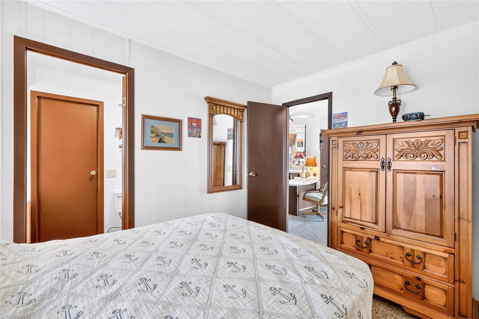 En' Suit Bath off BR 2 - 210 PALM MEADOWS DR, EUSTIS
