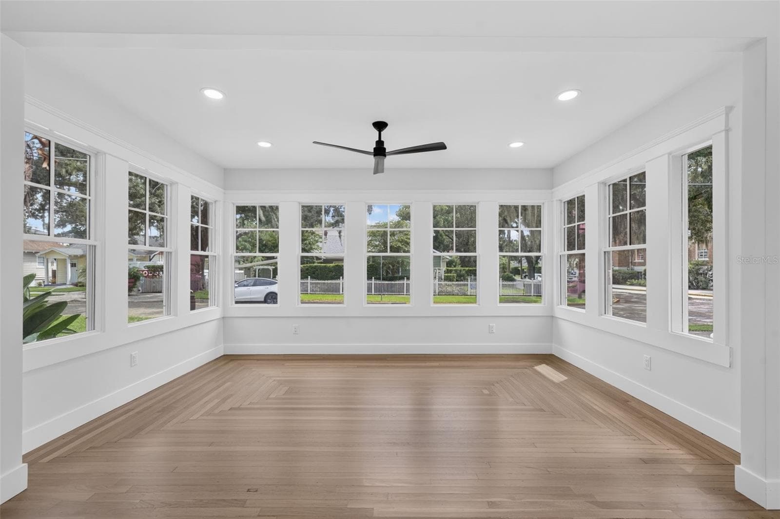 Sunroom - 323 E AMELIA ST, ORLANDO