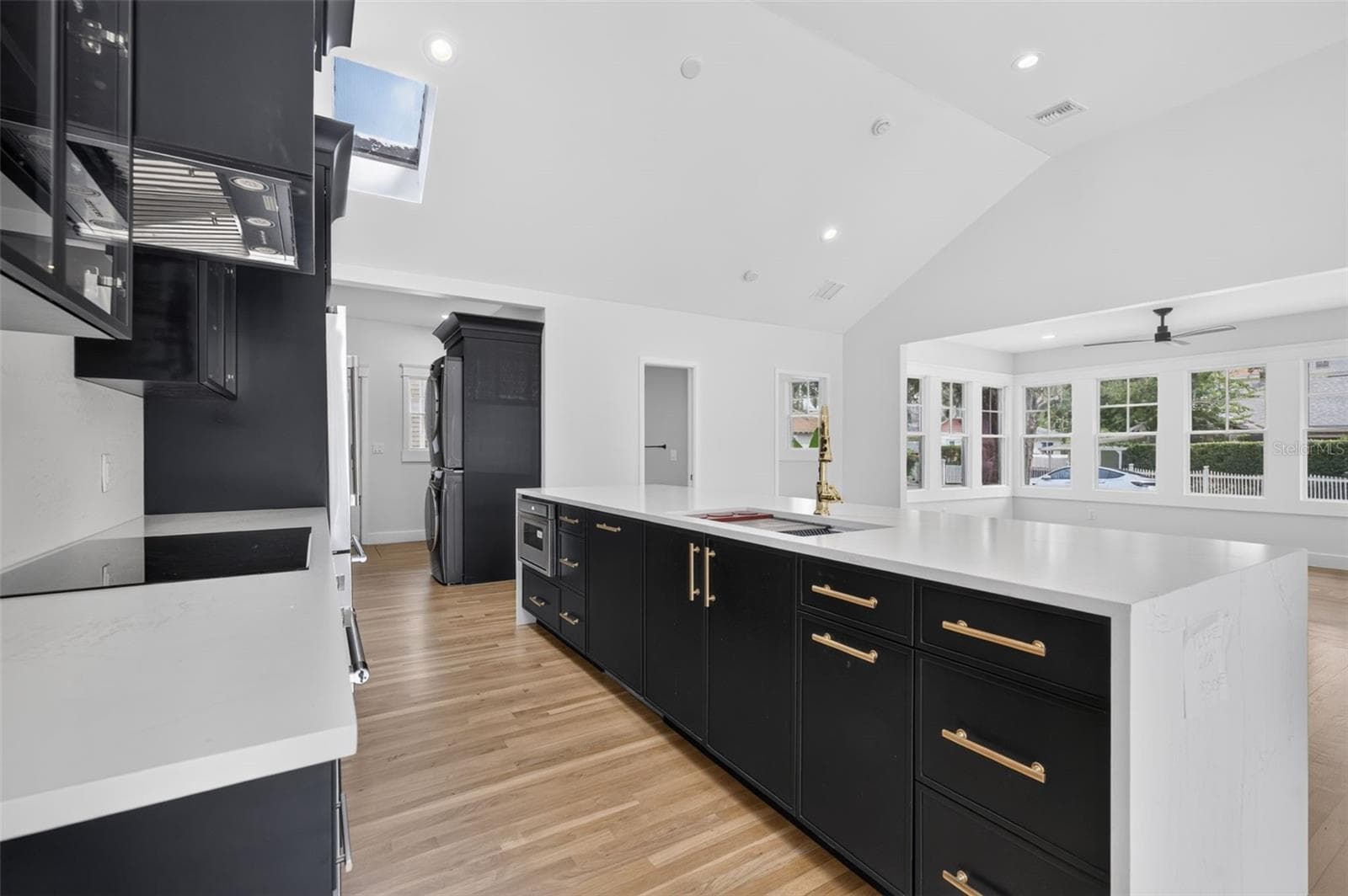 Kitchen - 323 E AMELIA ST, ORLANDO