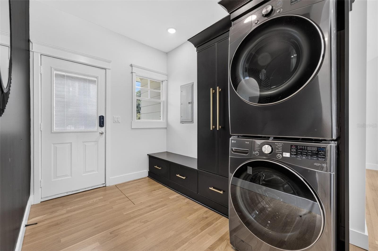 Laundry area - 323 E AMELIA ST, ORLANDO