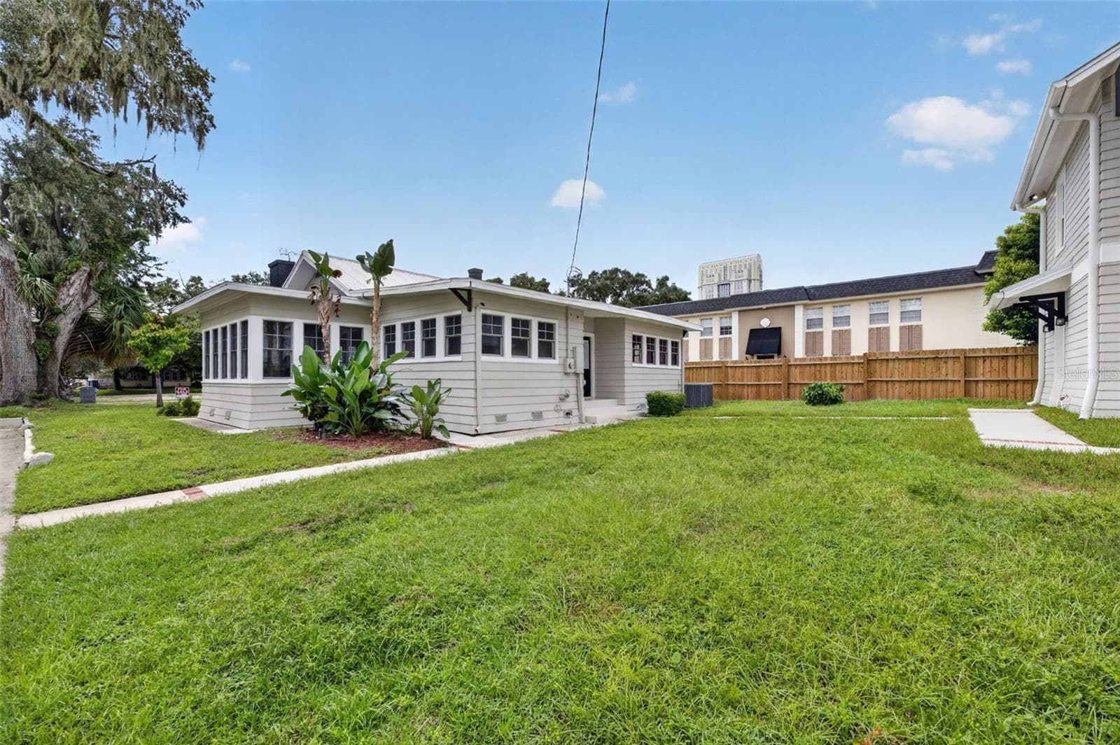 Exterior Back - 323 E AMELIA ST, ORLANDO