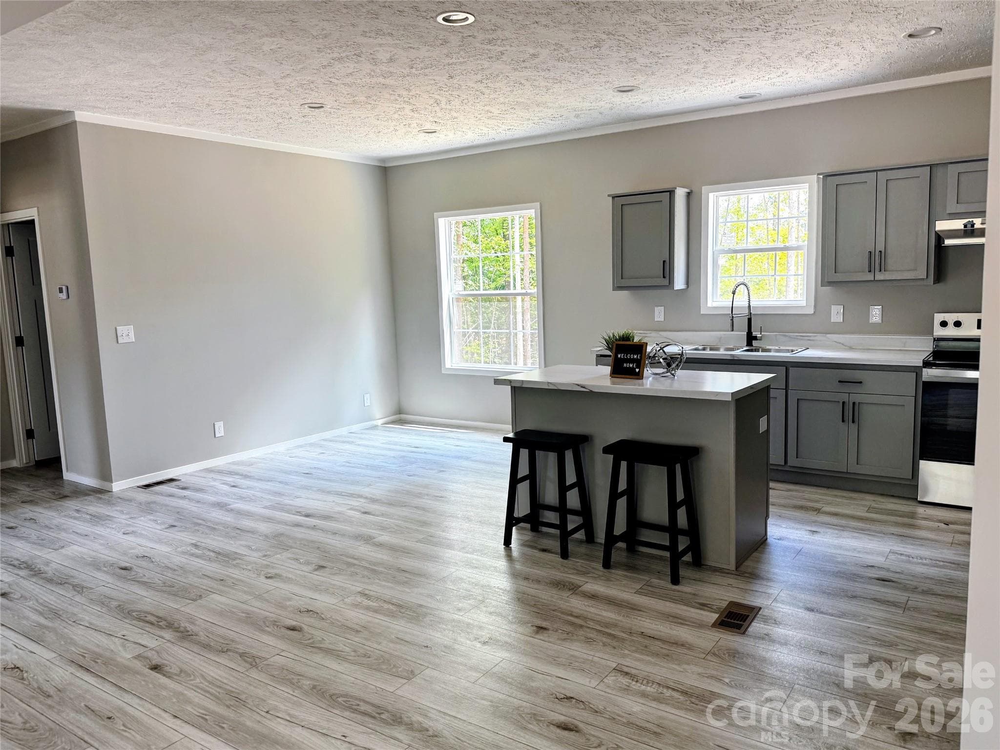 dining area w/loads of natural light - 105 Cottontail Lane, Statesville