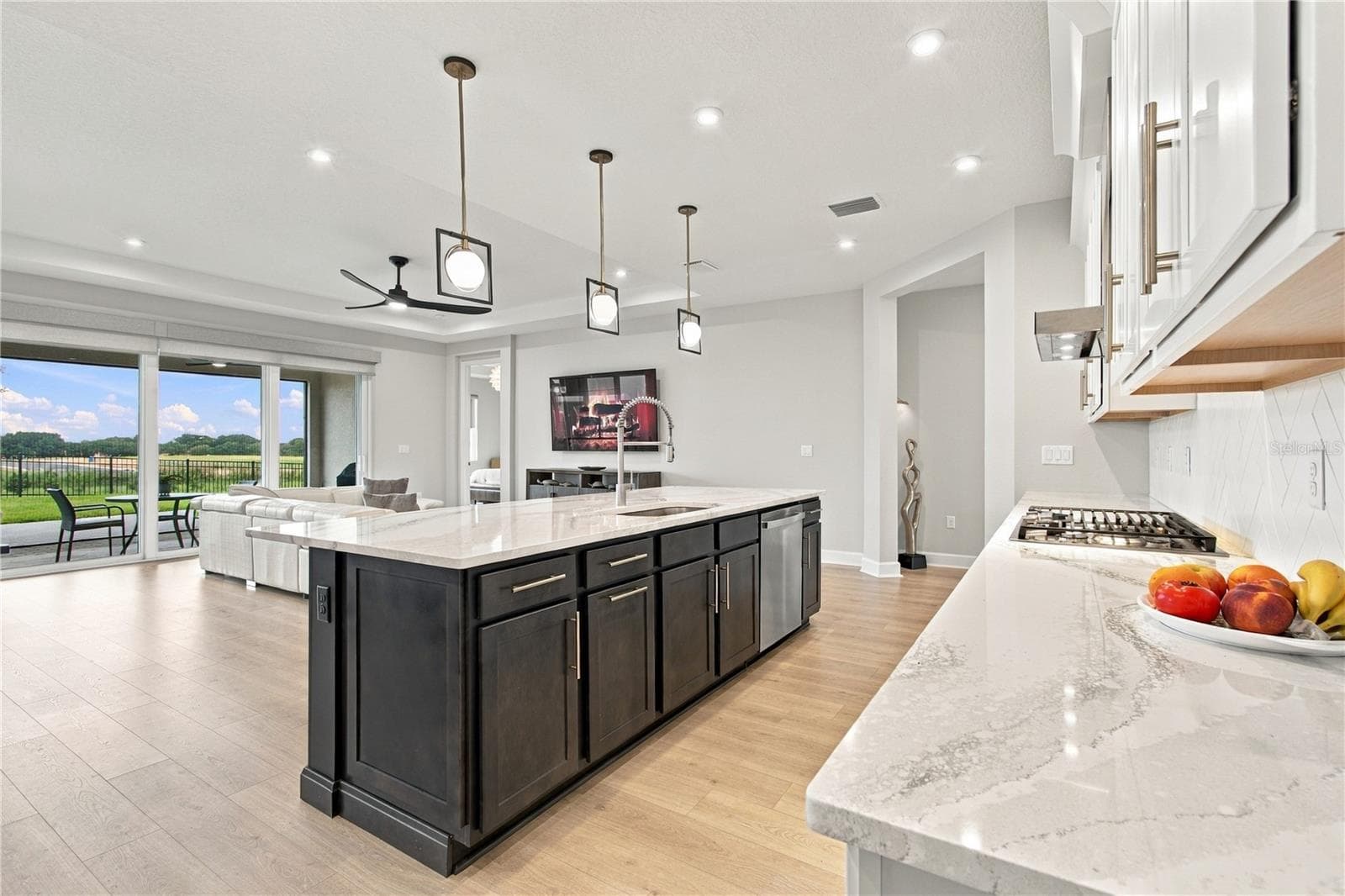 Single Family Residence at 1725 POINT GRACE RD, TAVARES, photo 13 of 62
