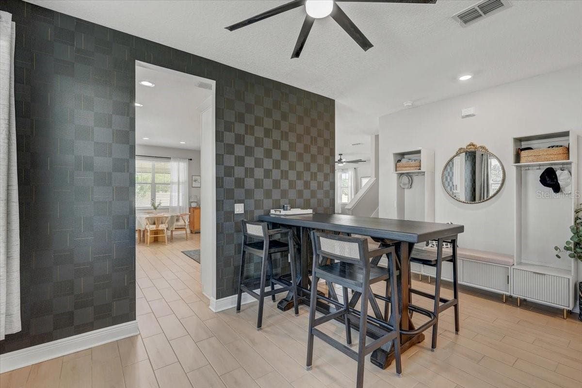 Single Family Residence at 2194 FAIRWAY AVE S, ST PETERSBURG, photo 11 of 85