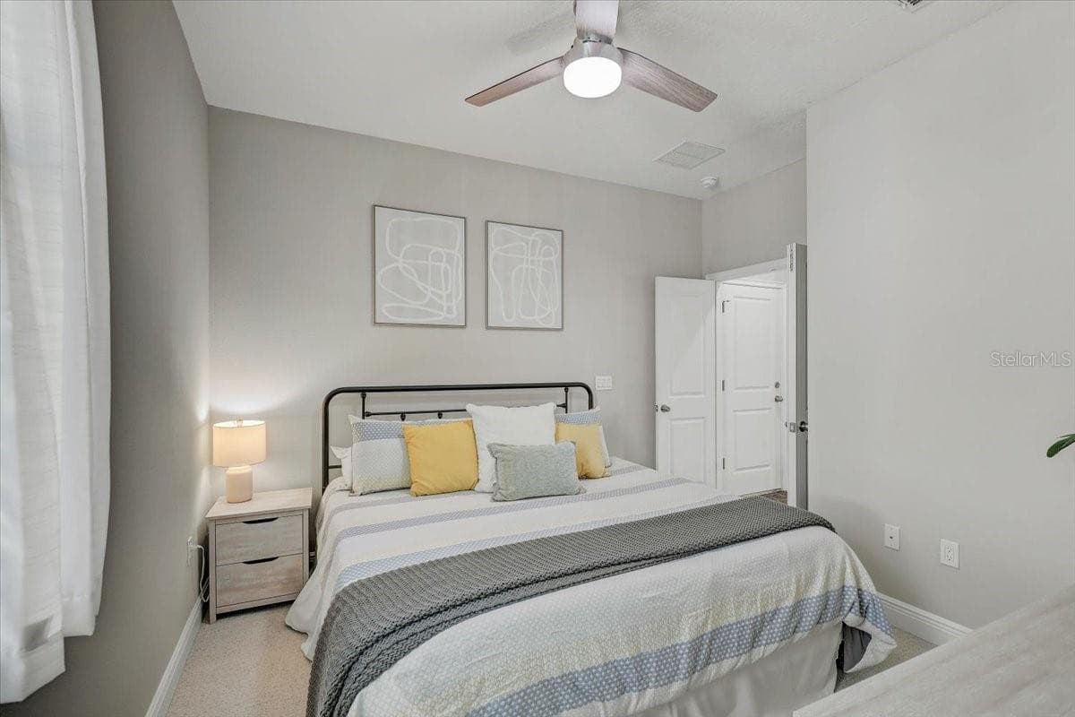 Single Family Residence at 2194 FAIRWAY AVE S, ST PETERSBURG, photo 26 of 85
