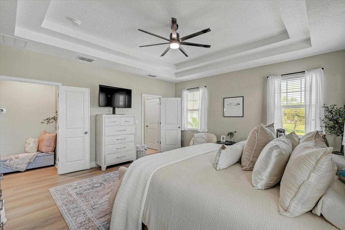 Single Family Residence at 2194 FAIRWAY AVE S, ST PETERSBURG, photo 36 of 85