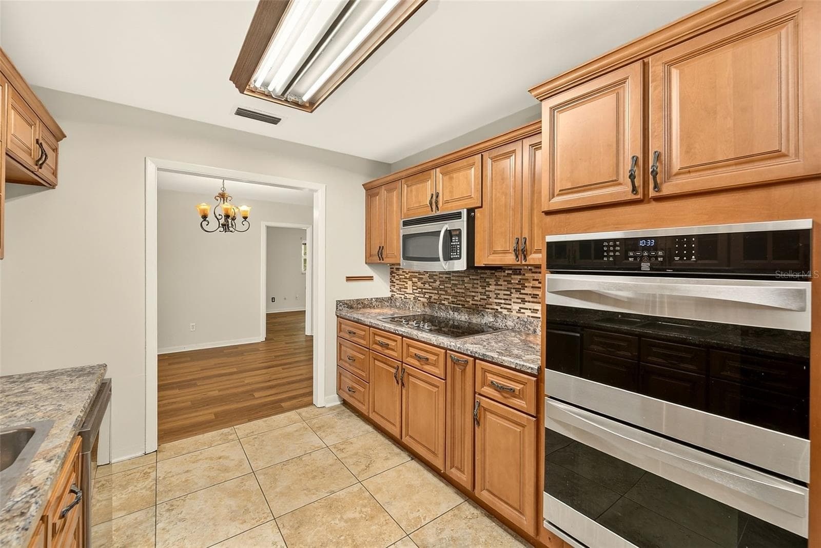 Single Family Residence at 303 SAINT AUGUSTINE AVE, TEMPLE TERRACE, photo 18 of 44