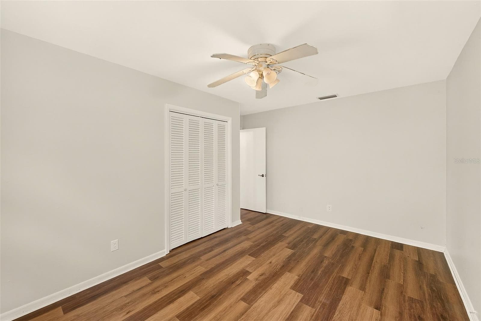 Single Family Residence at 303 SAINT AUGUSTINE AVE, TEMPLE TERRACE, photo 31 of 44
