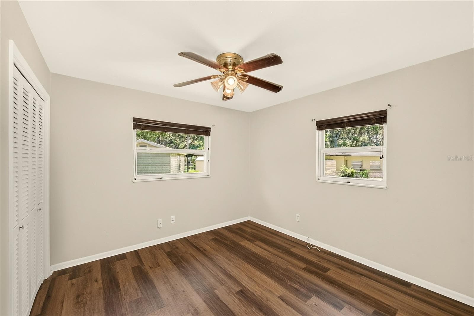 Single Family Residence at 303 SAINT AUGUSTINE AVE, TEMPLE TERRACE, photo 32 of 44