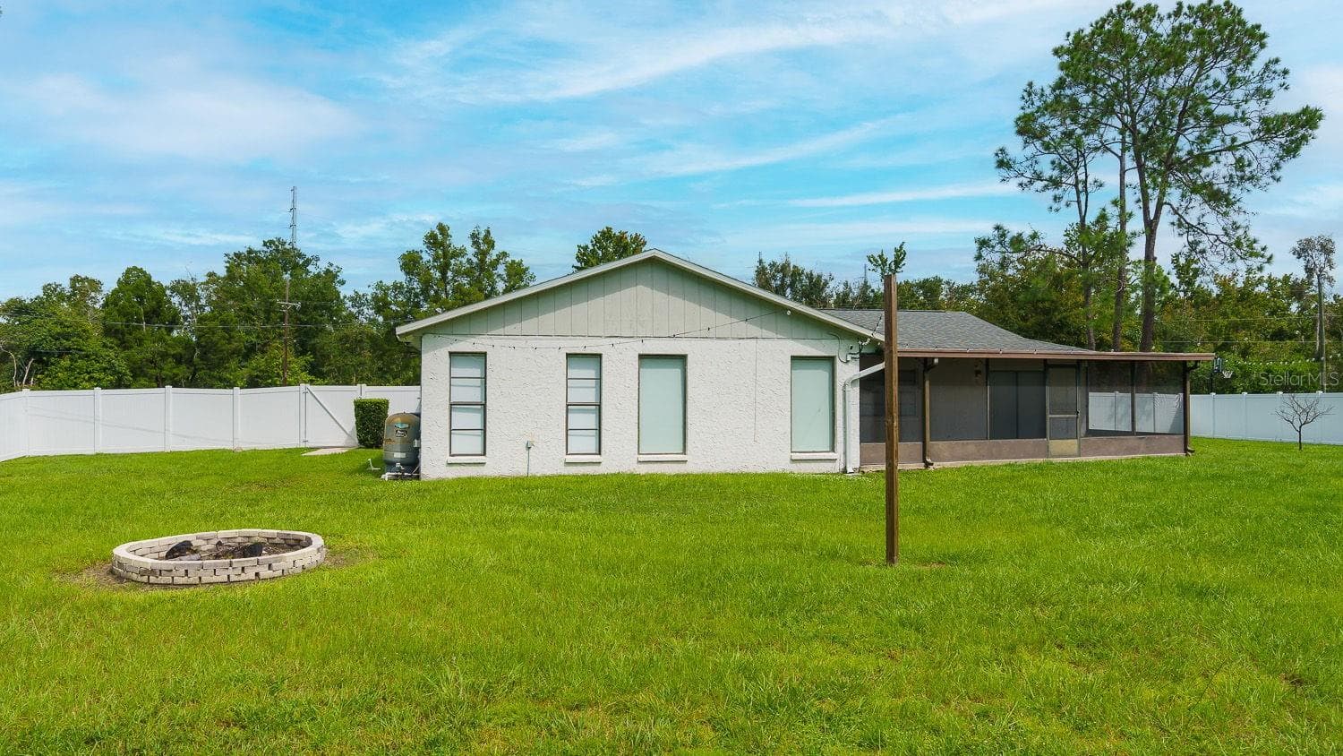 Single Family Residence at 18916 GERACI RD, LUTZ, photo 21 of 33