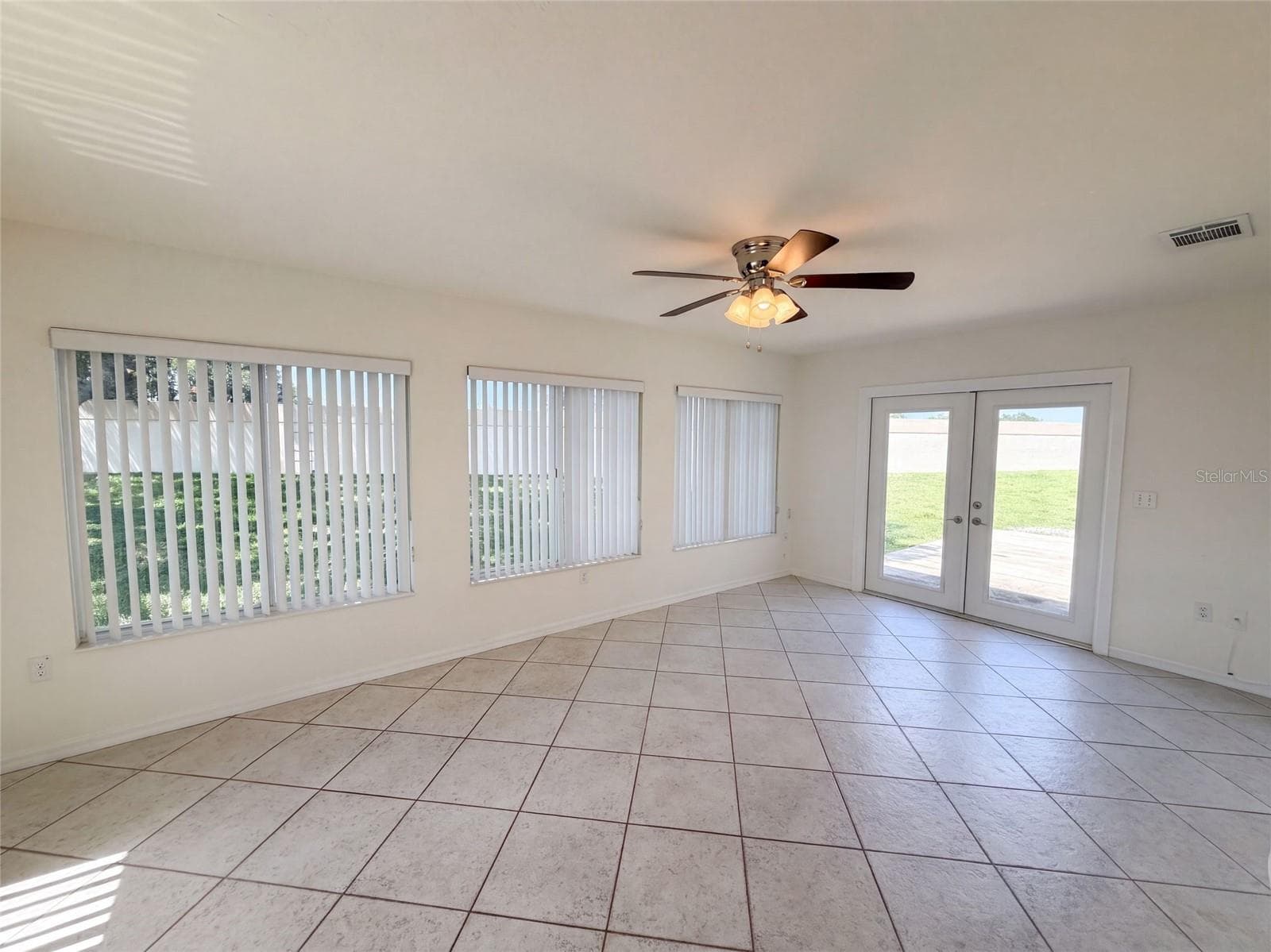 Single Family Residence at 14280 SE 85TH AVE, SUMMERFIELD, photo 13 of 24