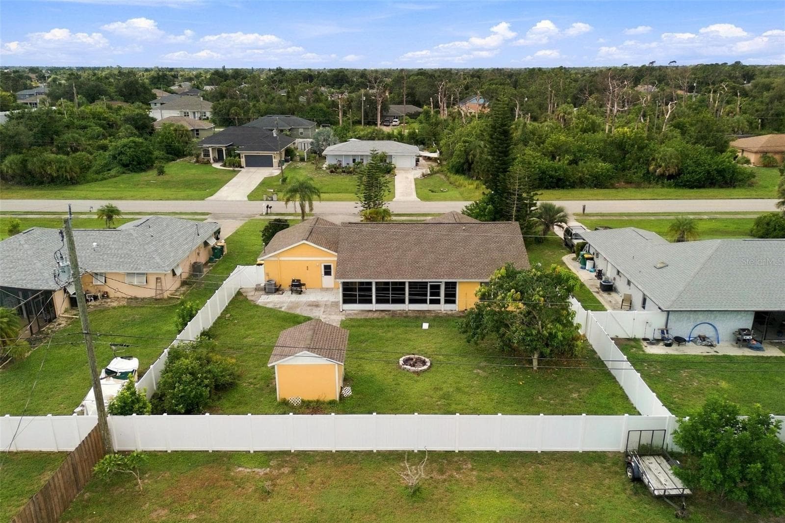 Single Family Residence at 9910 GULFSTREAM BLVD, ENGLEWOOD, photo 16 of 42