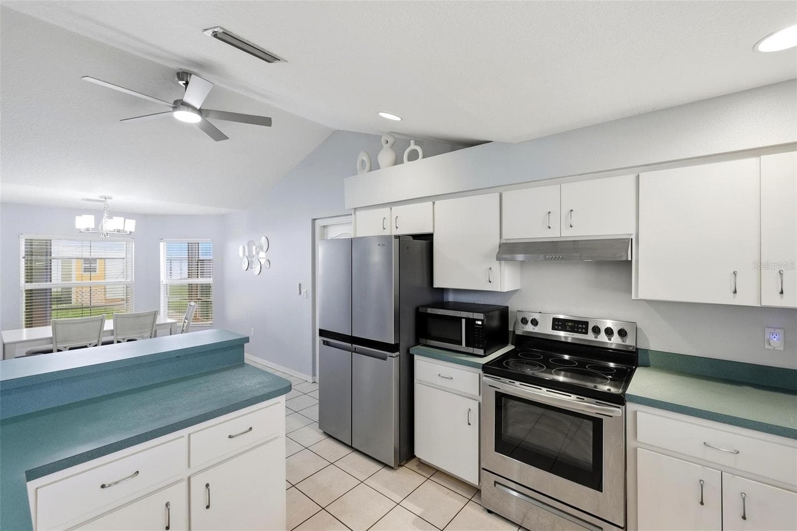 Single Family Residence at 9910 GULFSTREAM BLVD, ENGLEWOOD, photo 17 of 42
