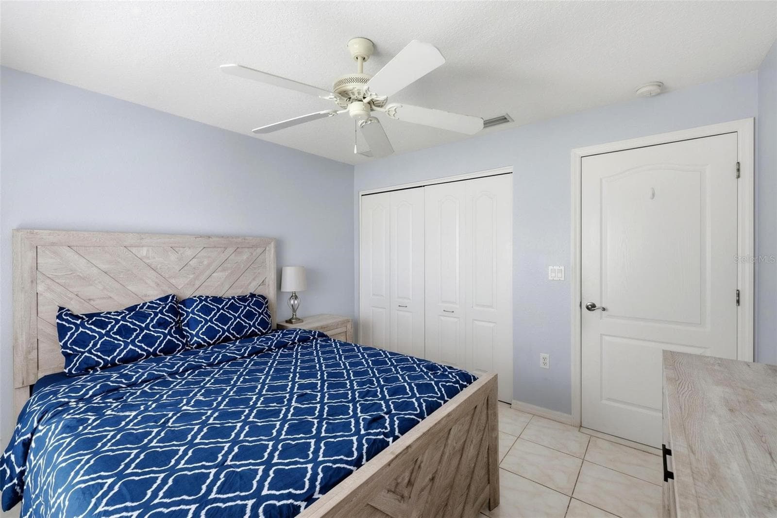 Single Family Residence at 9910 GULFSTREAM BLVD, ENGLEWOOD, photo 27 of 42