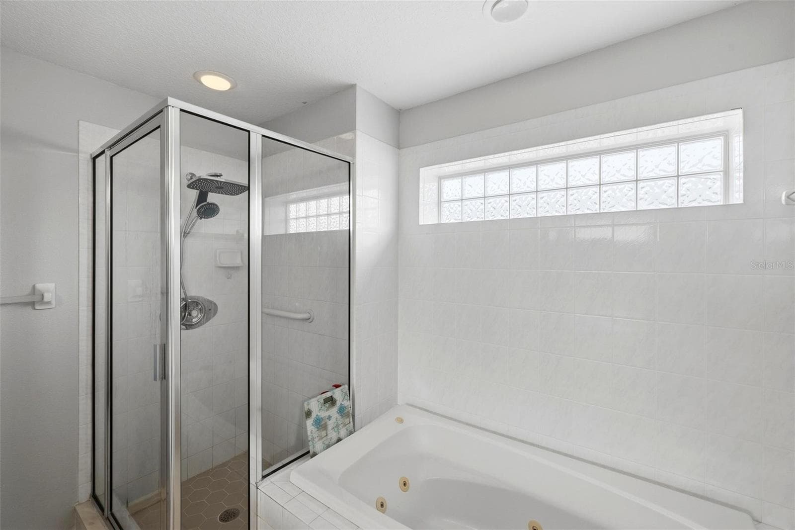 Single Family Residence at 9910 GULFSTREAM BLVD, ENGLEWOOD, photo 30 of 42