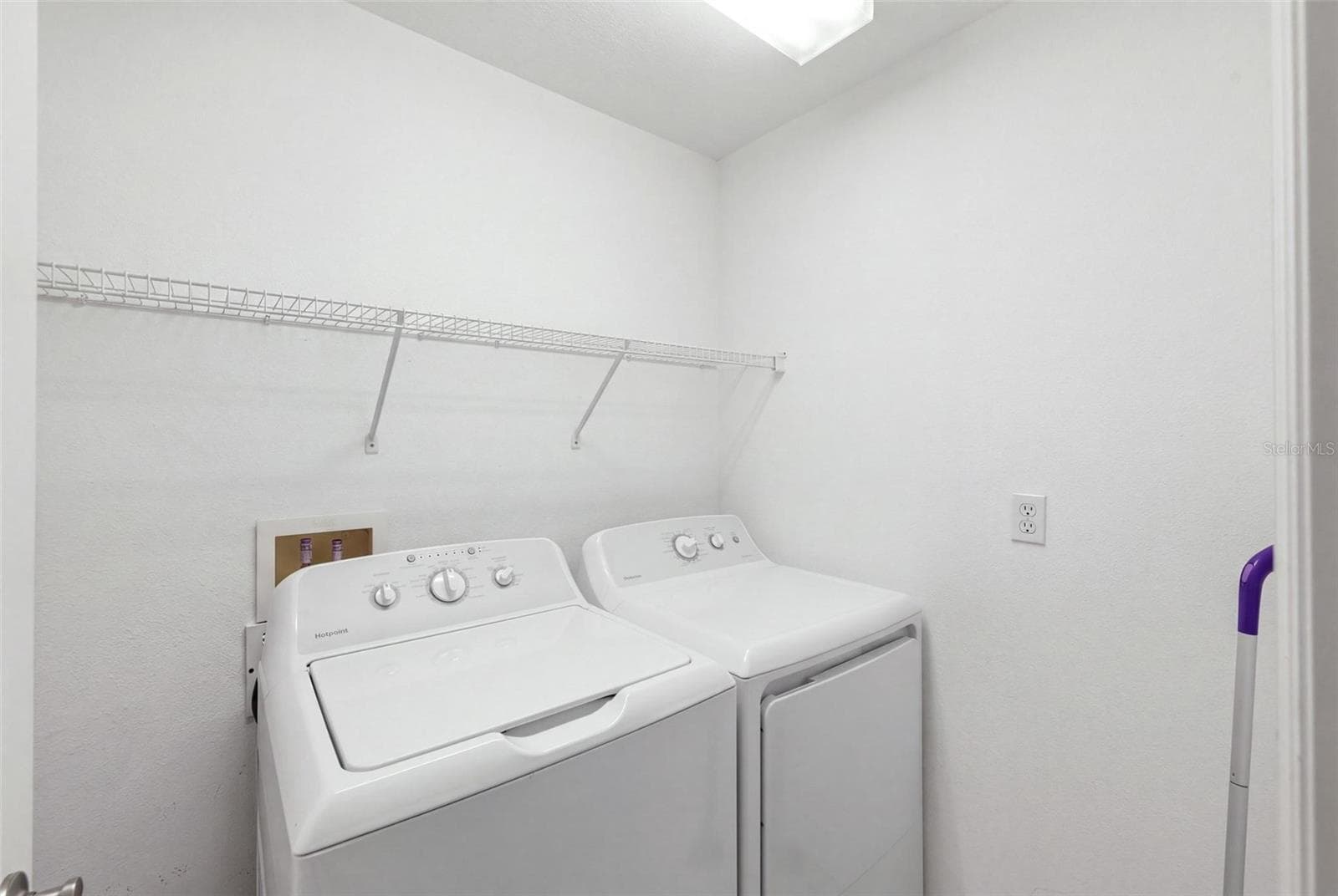 Single Family Residence at 9910 GULFSTREAM BLVD, ENGLEWOOD, photo 33 of 42