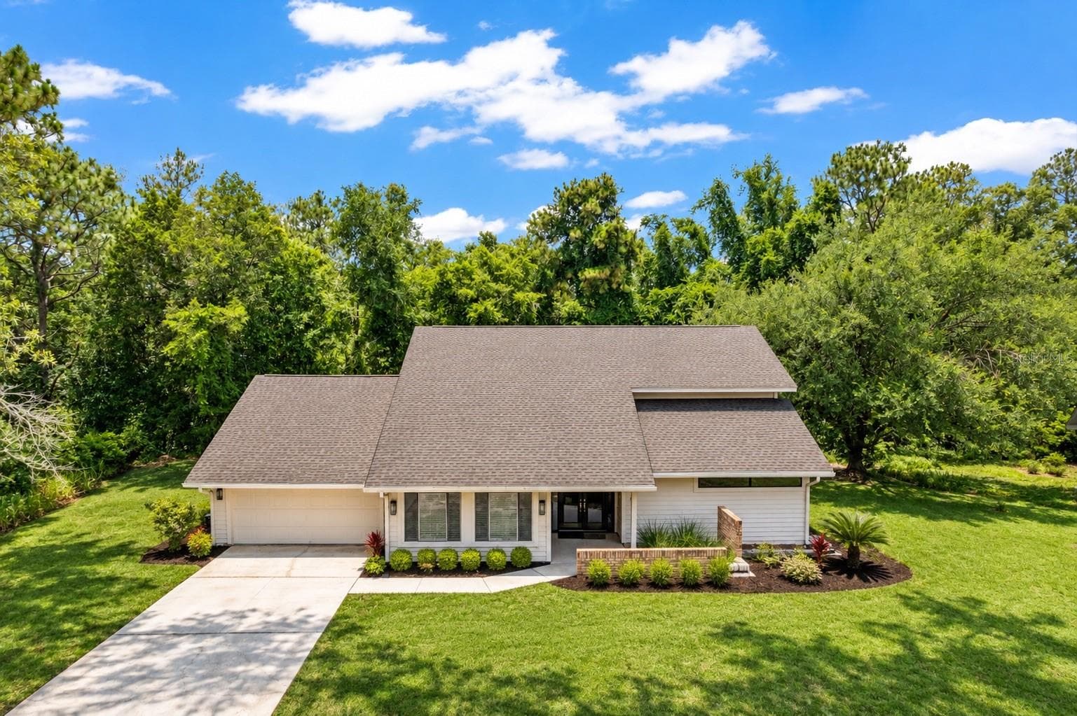 10 SYCAMORE CT S