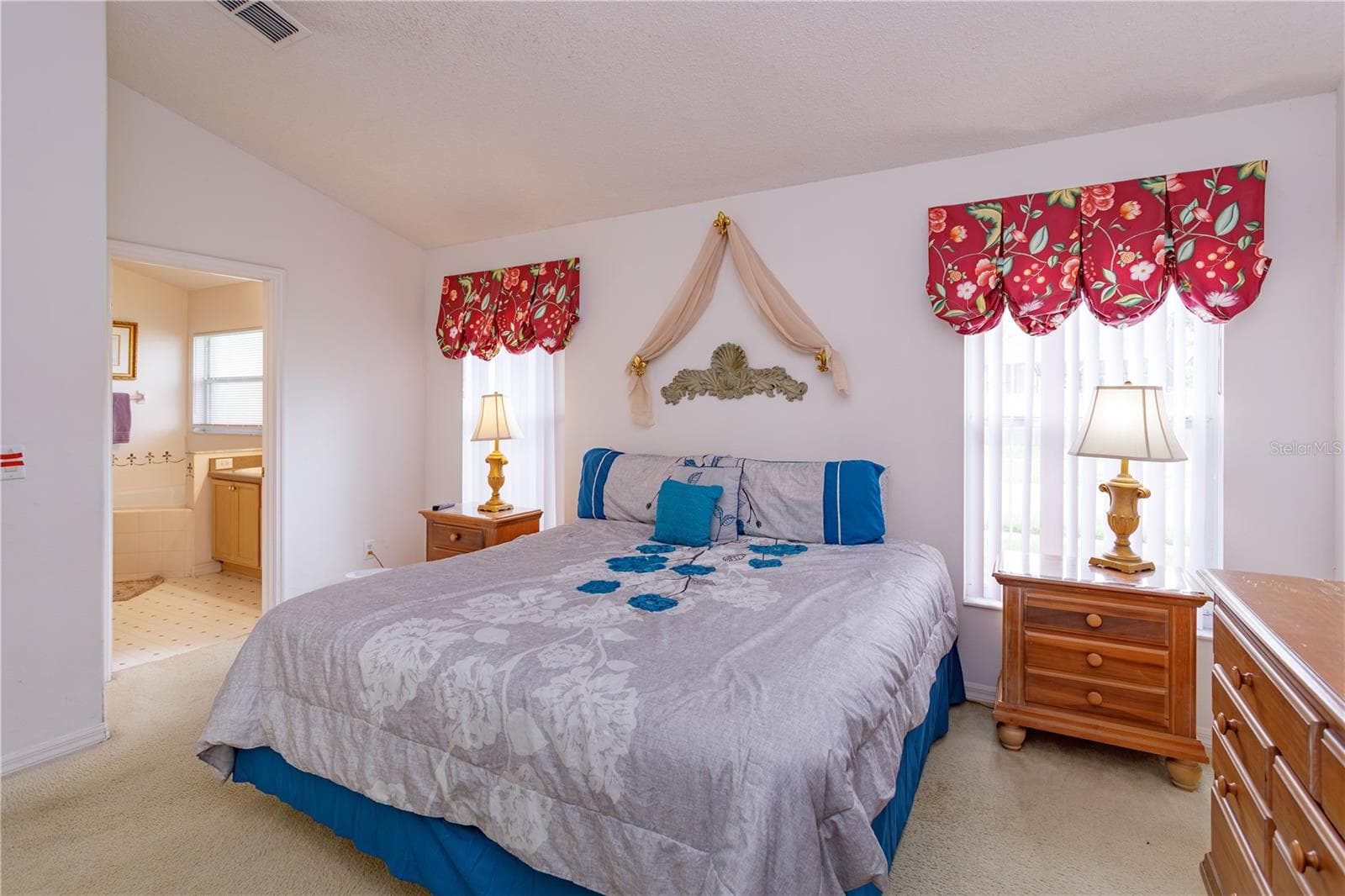 Single Family Residence at 4655 CHEYENNE POINT TRL, KISSIMMEE, photo 9 of 23