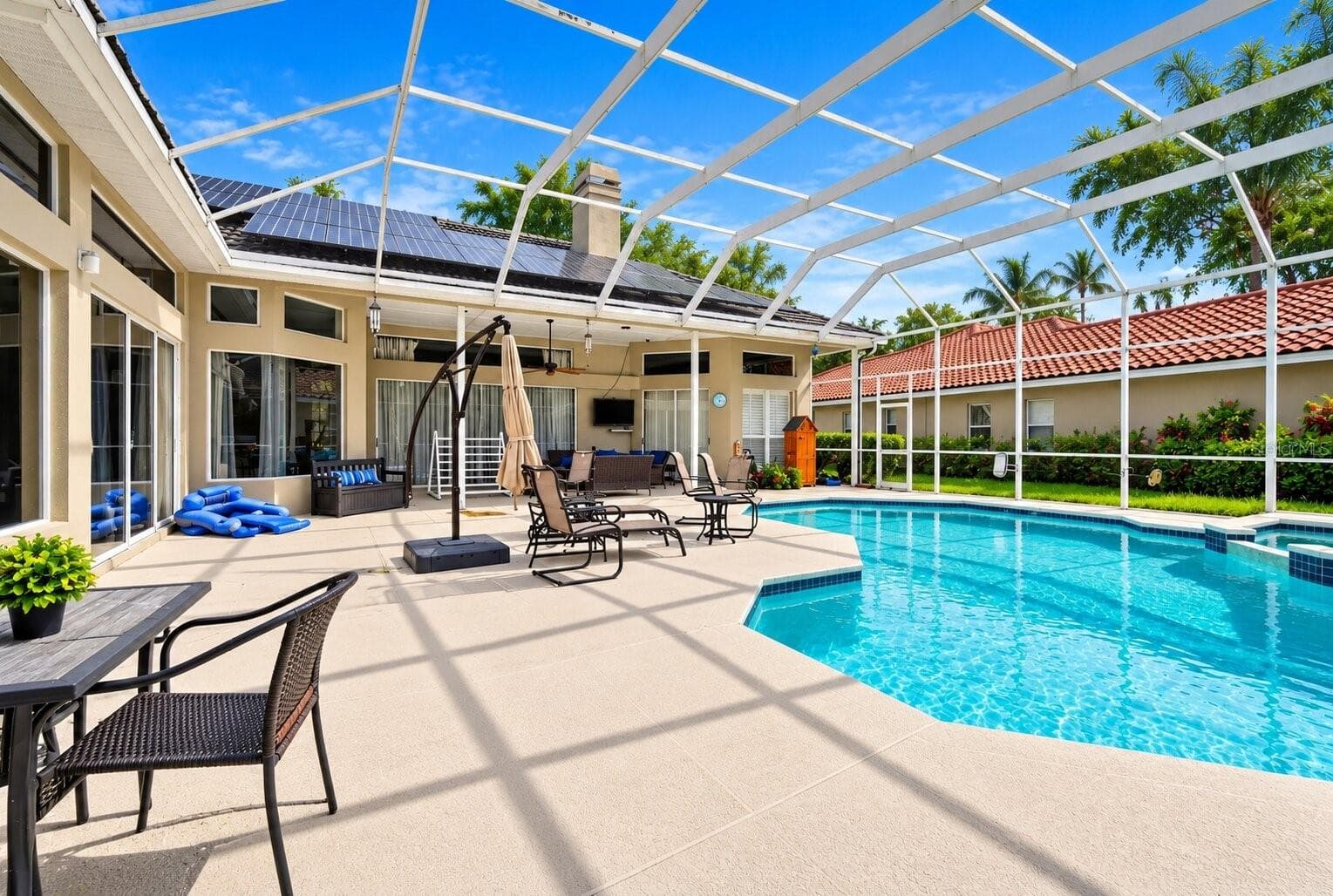 Single Family Residence at 9108 WOODRIDGE RUN DR, TAMPA, photo 20 of 46