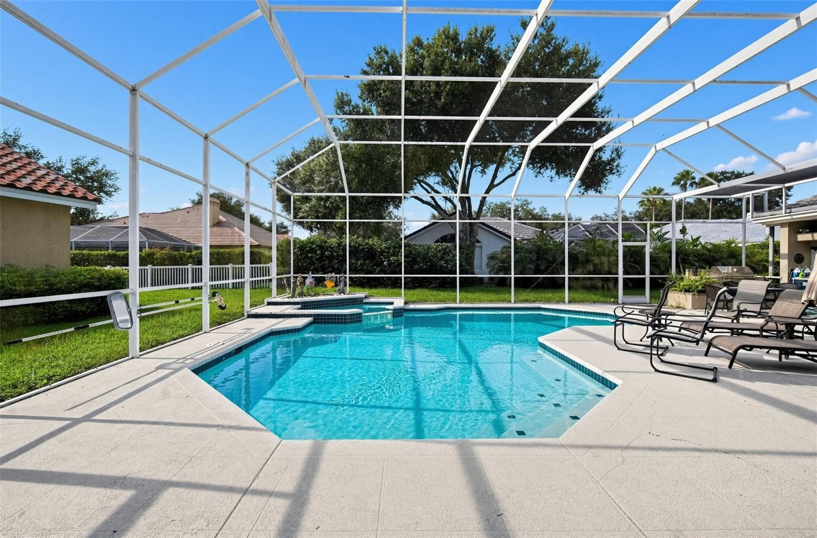 Single Family Residence at 9108 WOODRIDGE RUN DR, TAMPA, photo 21 of 46