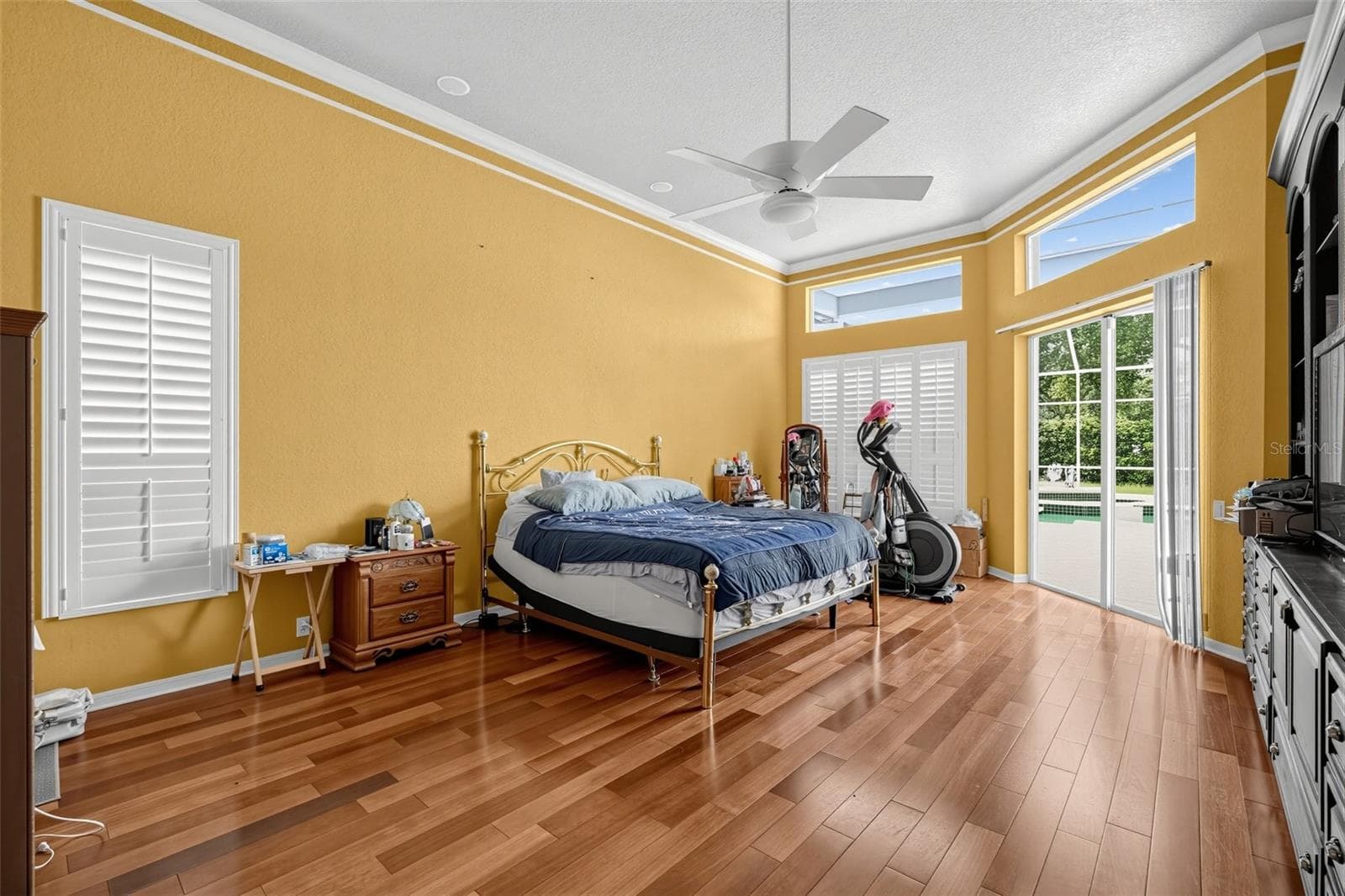Primary Bedroom - 9108 WOODRIDGE RUN DR, TAMPA