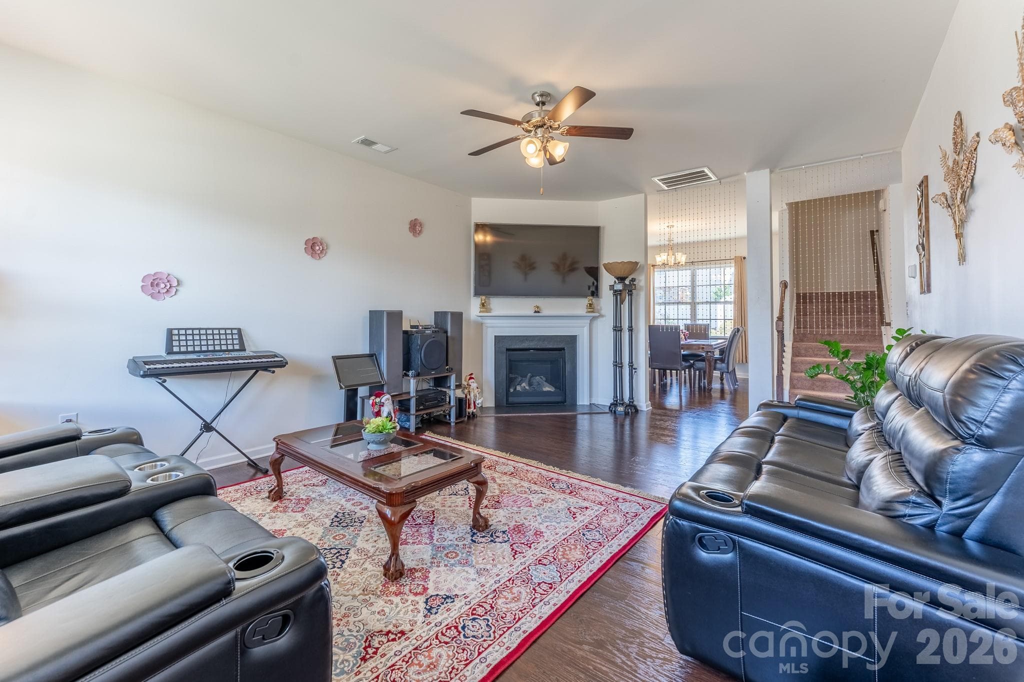 Single Family Residence at 1239 Kent Downs Avenue SW, Concord, photo 6 of 26