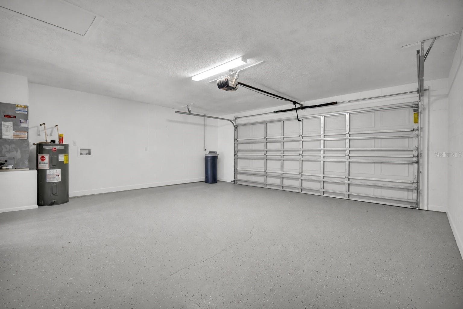 Two car garage - 2311 TOWERBRIDGE ST, ORLANDO