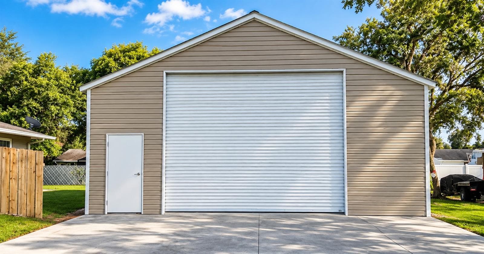 Single Family Residence at 20263 LADNER AVE, PORT CHARLOTTE, photo 5 of 13