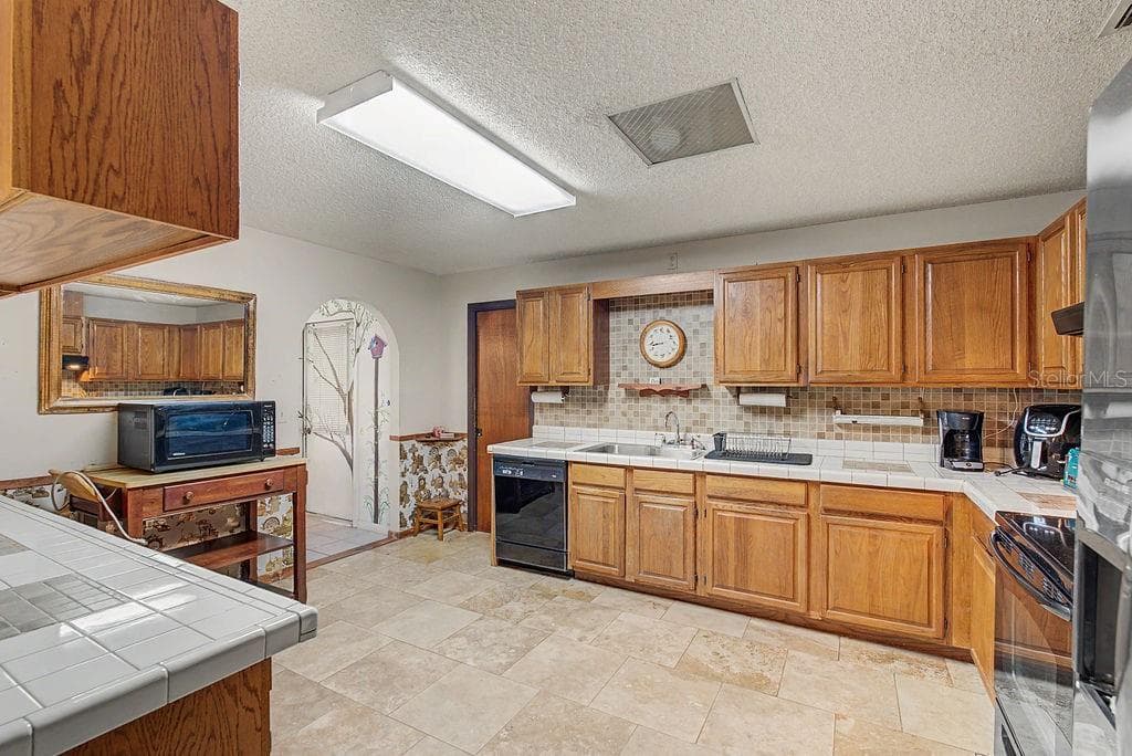 Single Family Residence at 12960 SE 114TH PL, DUNNELLON, photo 5 of 61