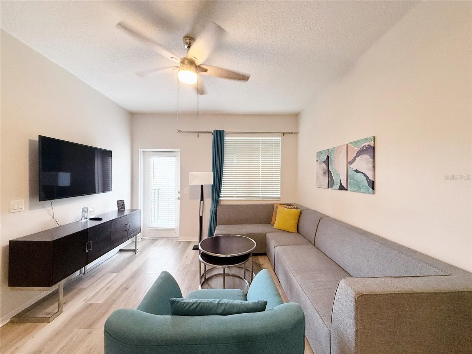 Living - 4013 BREAKVIEW DR #A308, ORLANDO