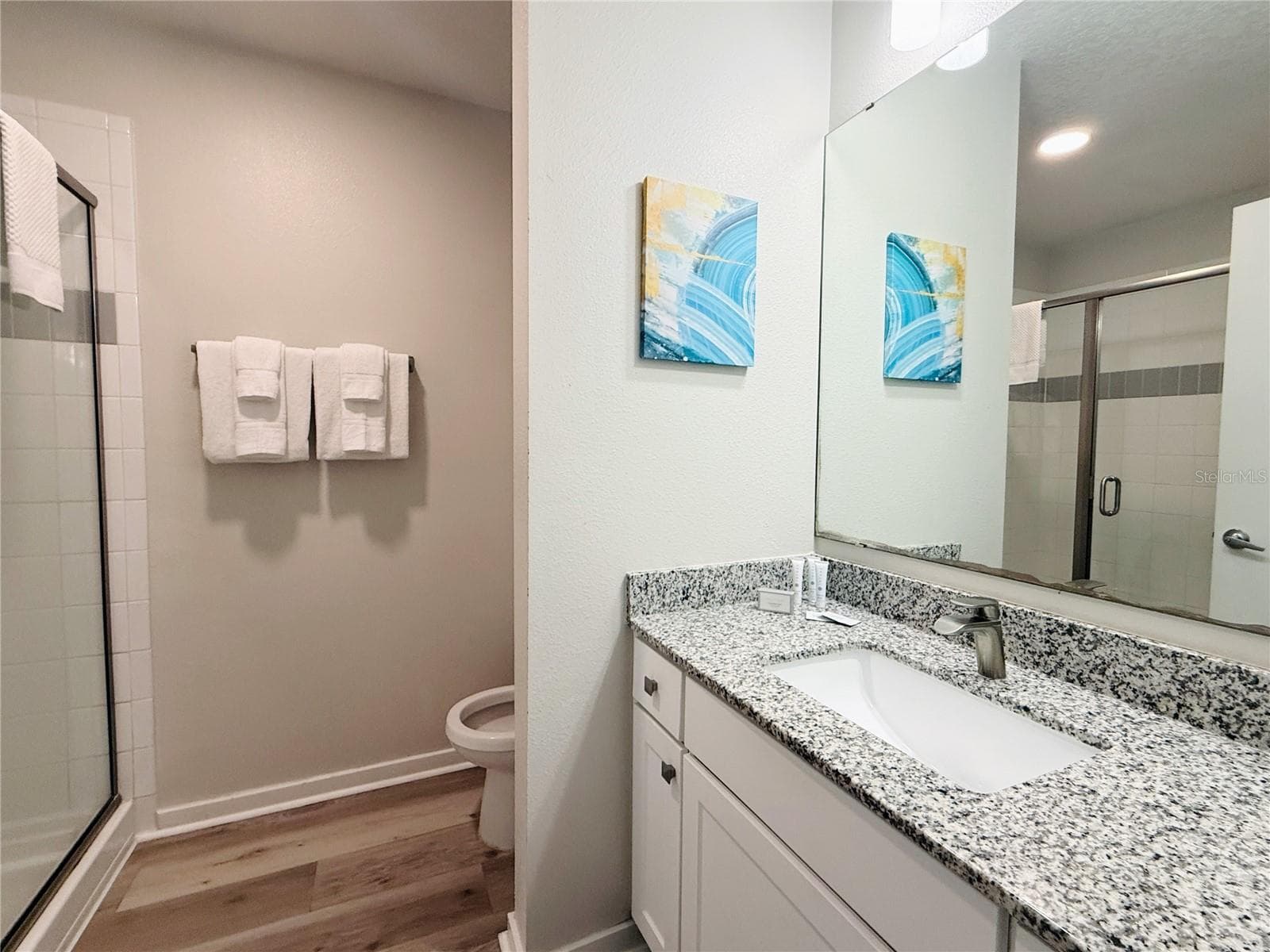 Guest Bathroom - 4013 BREAKVIEW DR #A308, ORLANDO