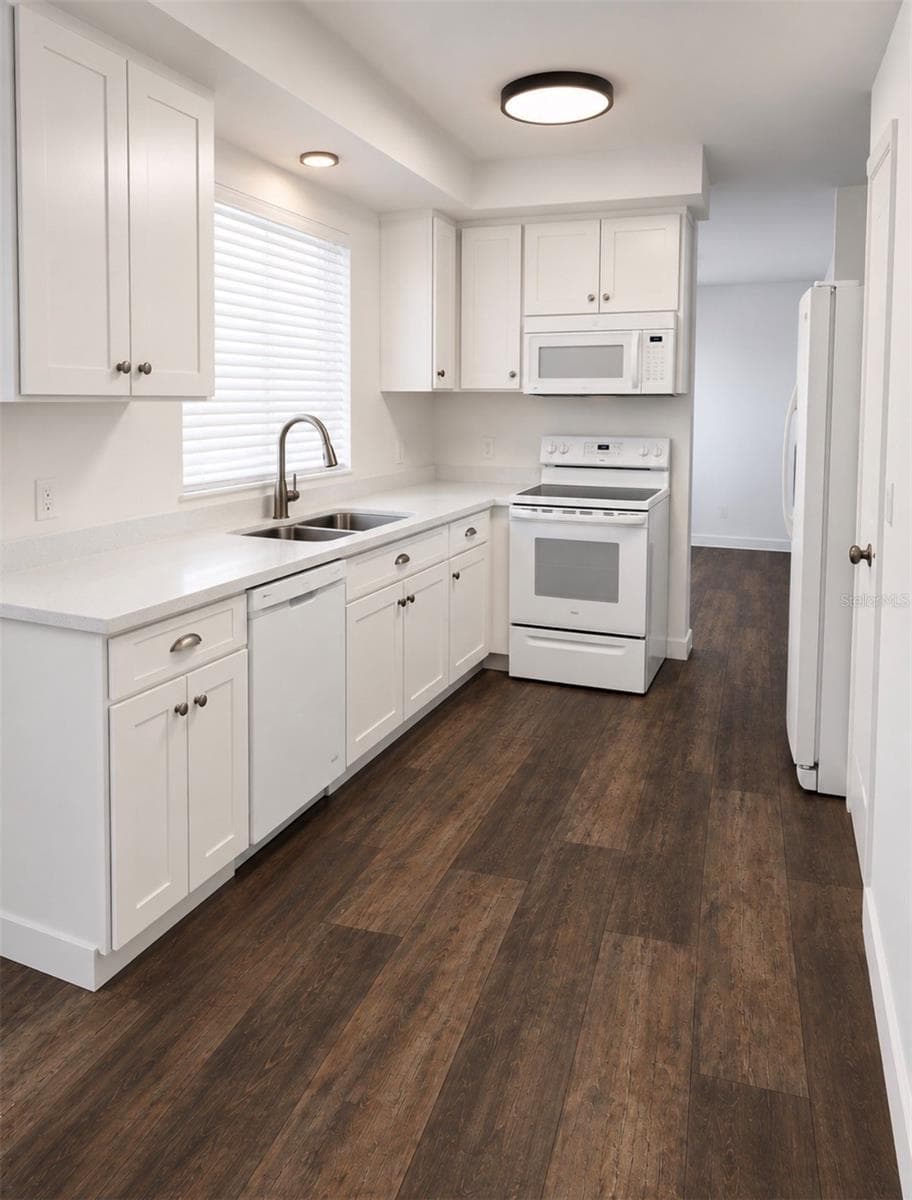 Single Family Residence at 568 SILVER COURSE LOOP, OCALA, photo 13 of 16