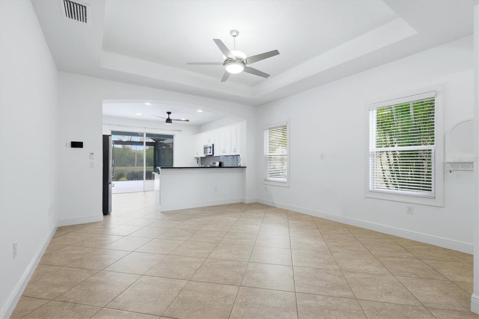 Open Living Room - 12676 SAGEWOOD DR, VENICE