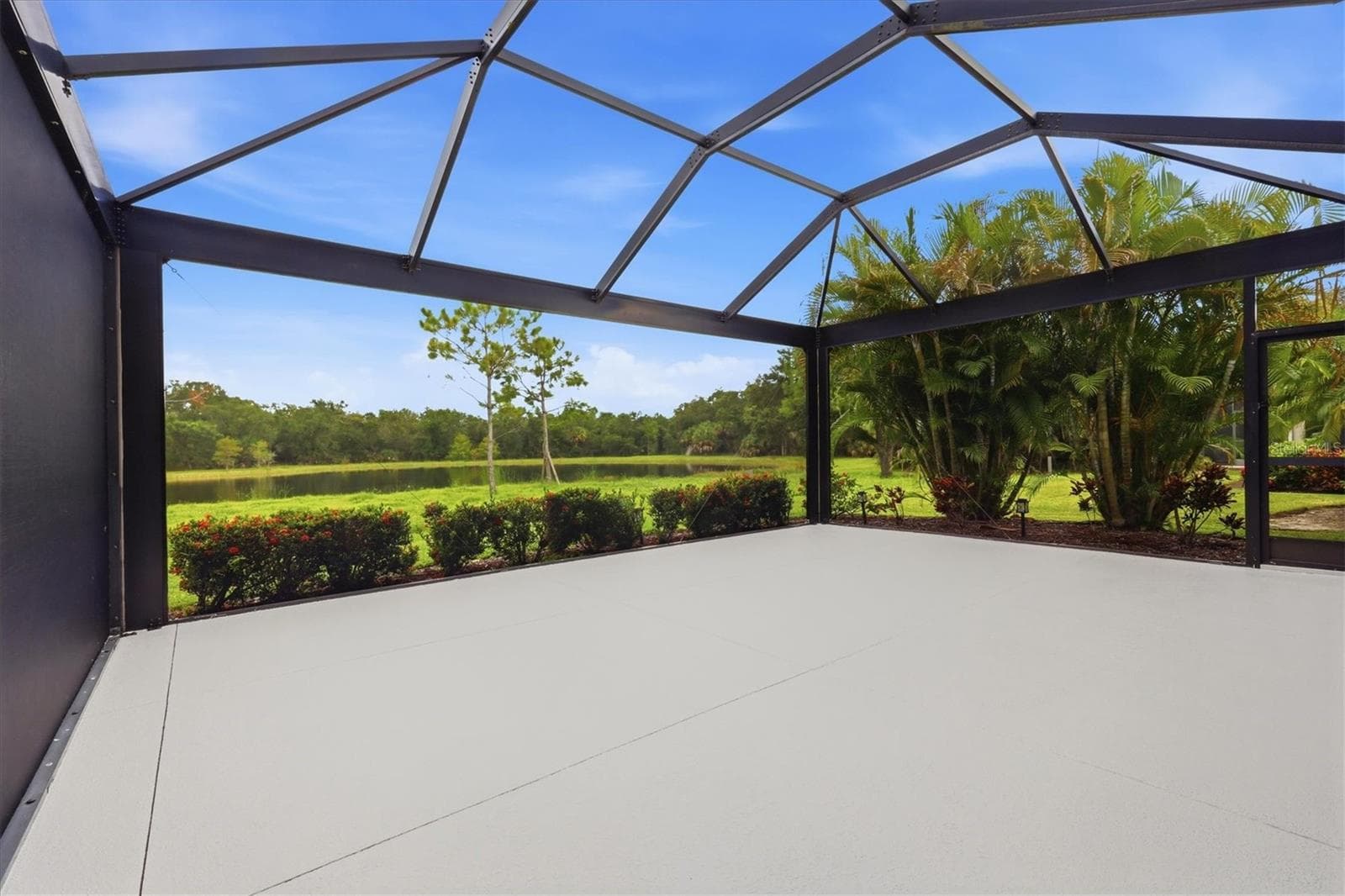 So many possibilities with this outdoor living area. - 12676 SAGEWOOD DR, VENICE