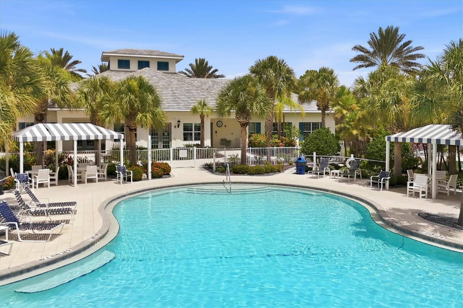 Grand Palm Amenities - 12676 SAGEWOOD DR, VENICE