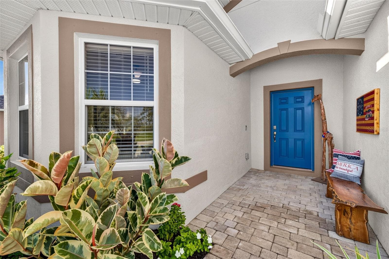 Welcoming Front Entry Porch - 1706 NW 30TH LN, CAPE CORAL