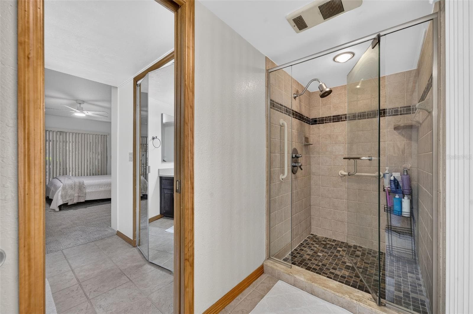Primary Bathroom - 1010 W PEBBLE BEACH CIR, WINTER SPRINGS