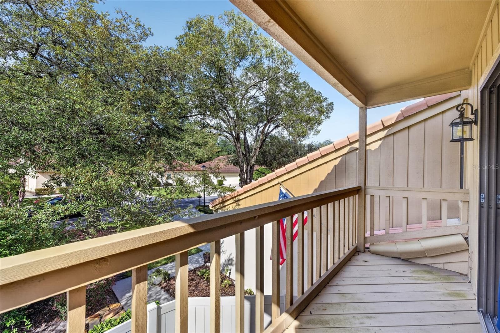 Second Story Balcony off of guest room. - 1010 W PEBBLE BEACH CIR, WINTER SPRINGS