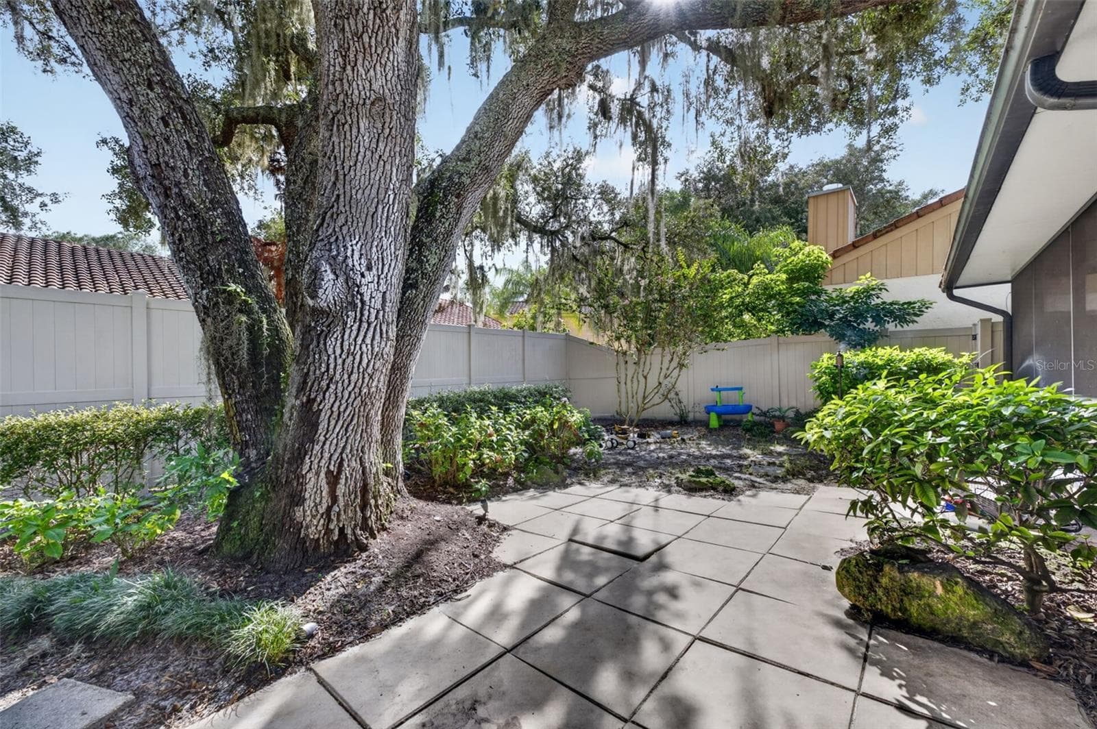 Single Family Residence at 1010 W PEBBLE BEACH CIR, WINTER SPRINGS, photo 32 of 42