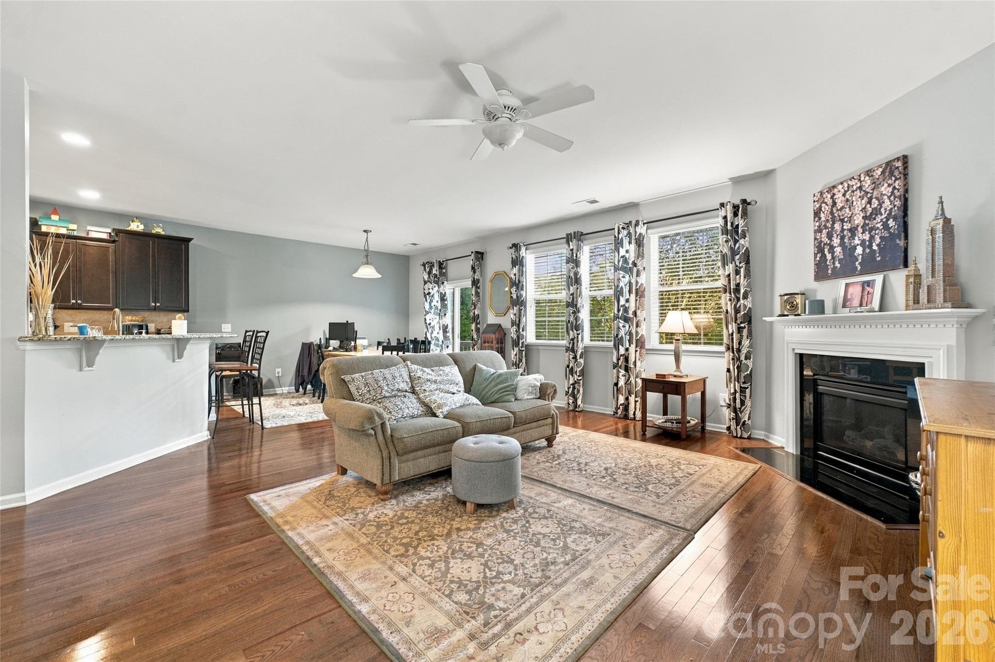 Single Family Residence at 2440 Flintshire Lane, Gastonia, photo 3 of 48