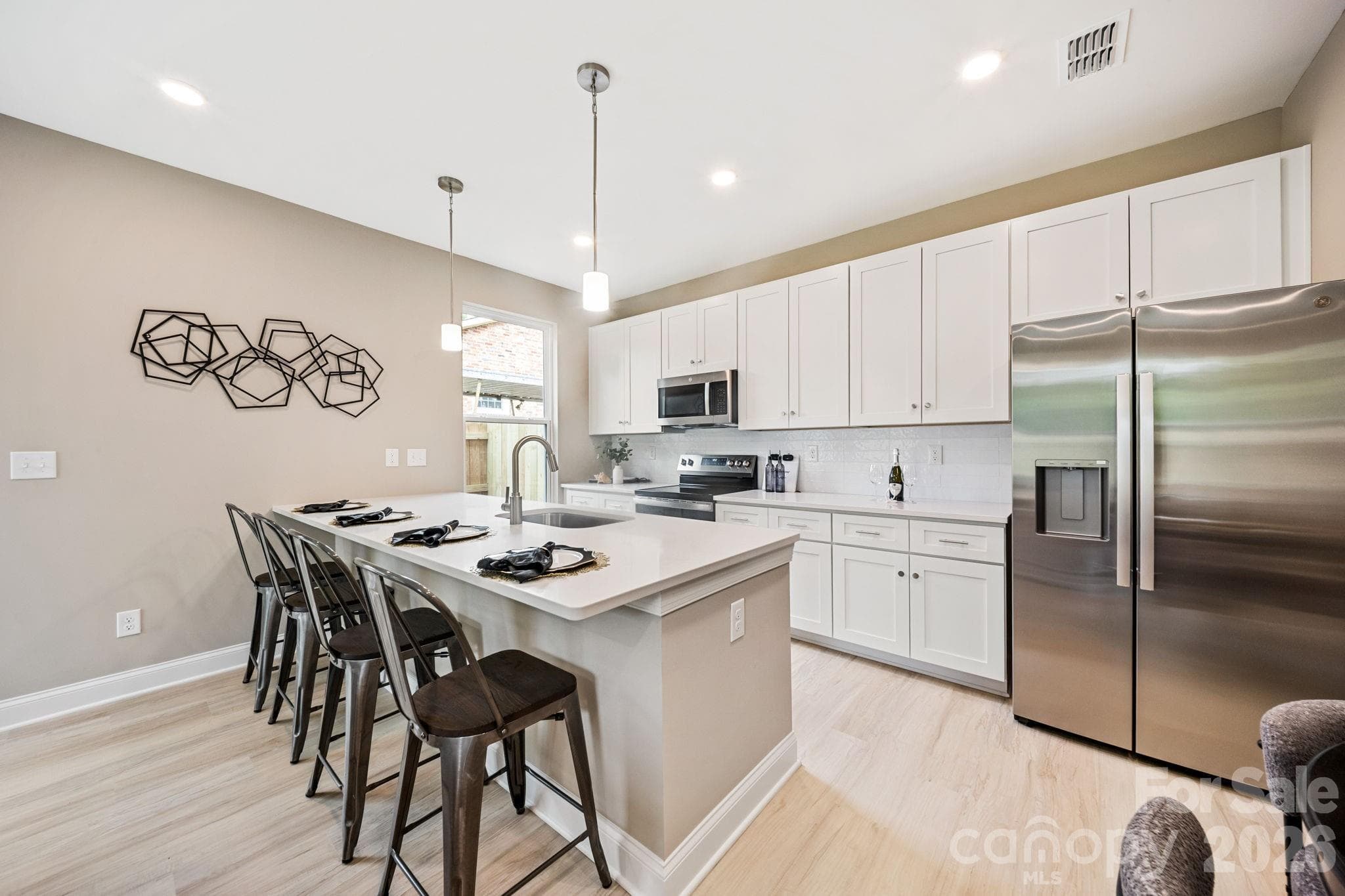 Townhouse at 3308 Meredith Avenue, Charlotte, photo 9 of 34