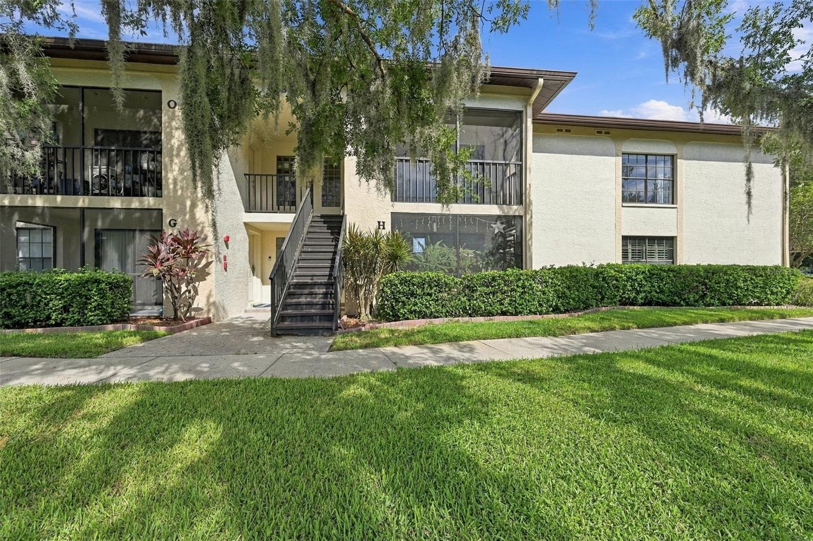 2nd floor unit right side - 3380 CRYSTAL CT E #P, PALM HARBOR