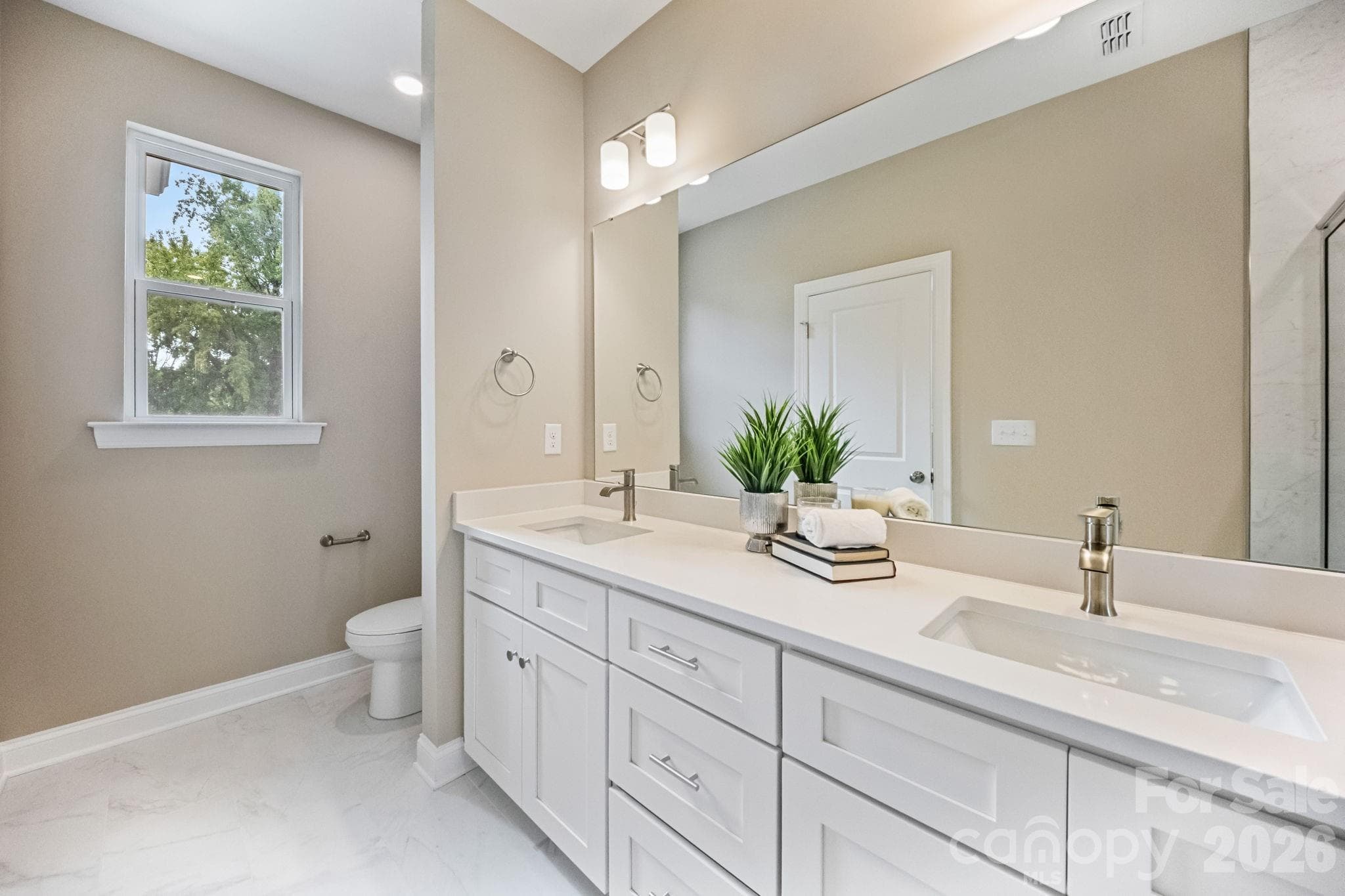 Townhouse at 3312 Meredith Avenue, Charlotte, photo 29 of 34