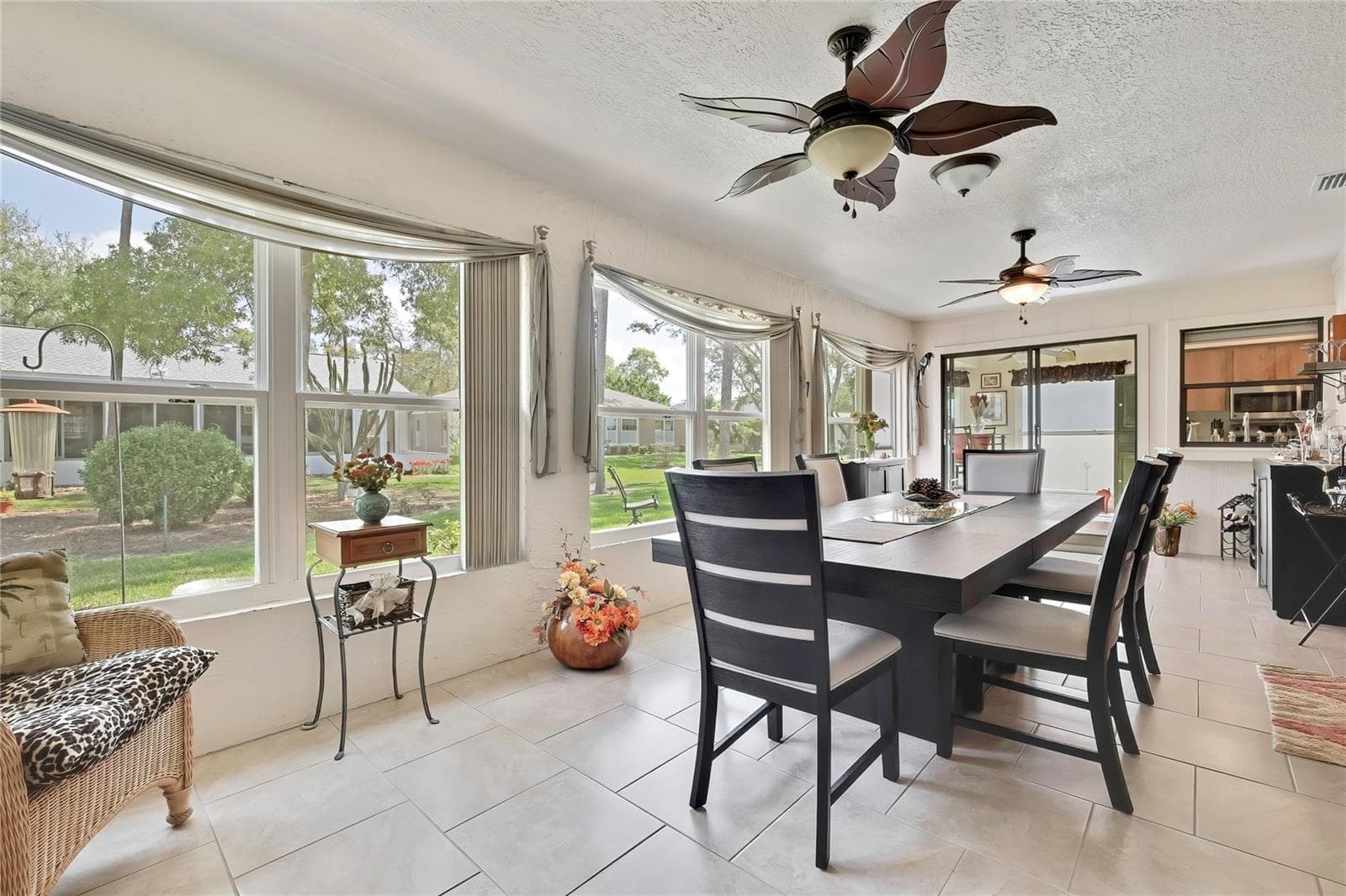 Single Family Residence at 6433 LOST TREE LN, SPRING HILL, photo 3 of 29