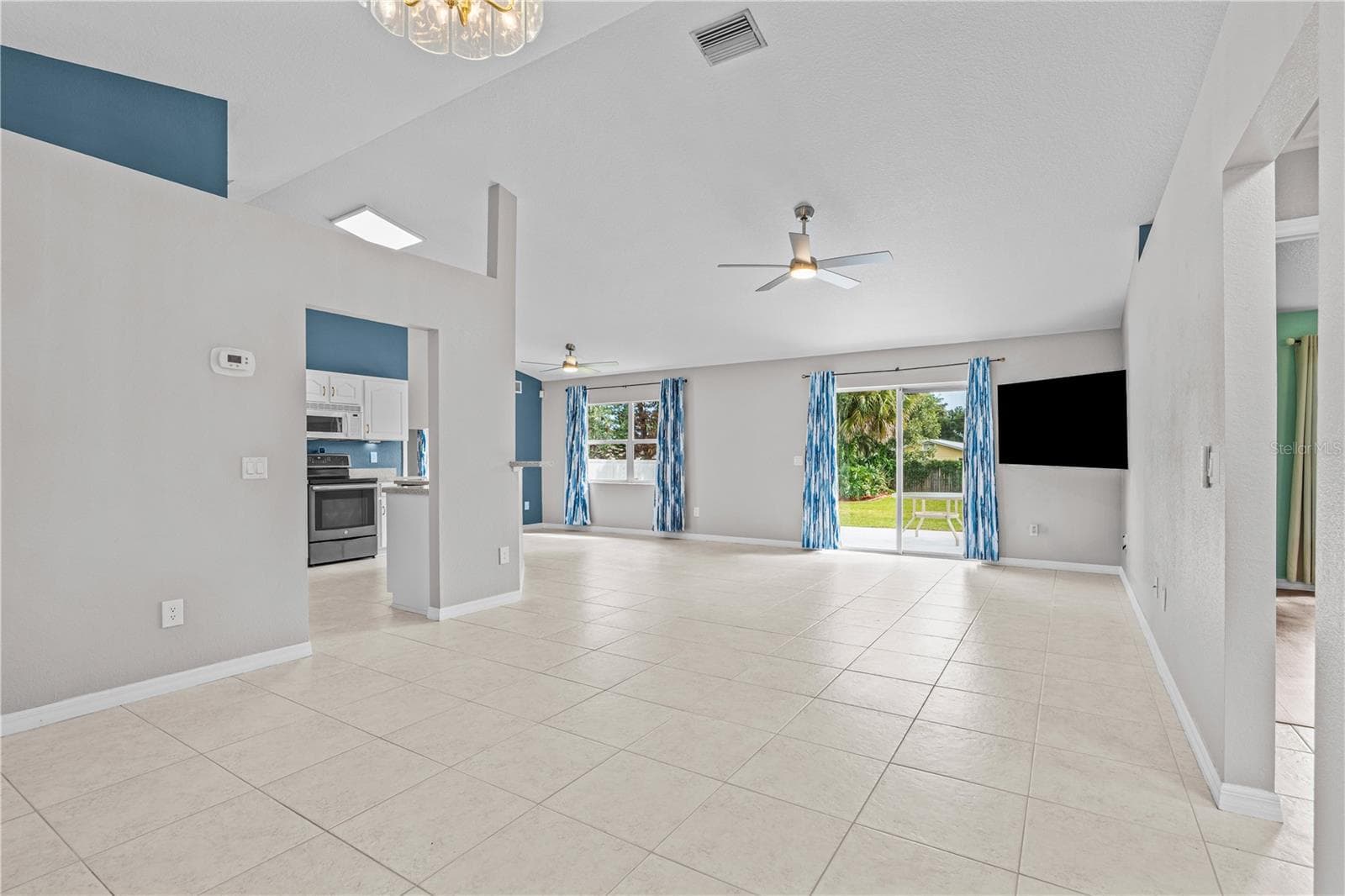 Single Family Residence at 2511 GLENWOOD AVE, NEW SMYRNA BEACH, photo 12 of 36