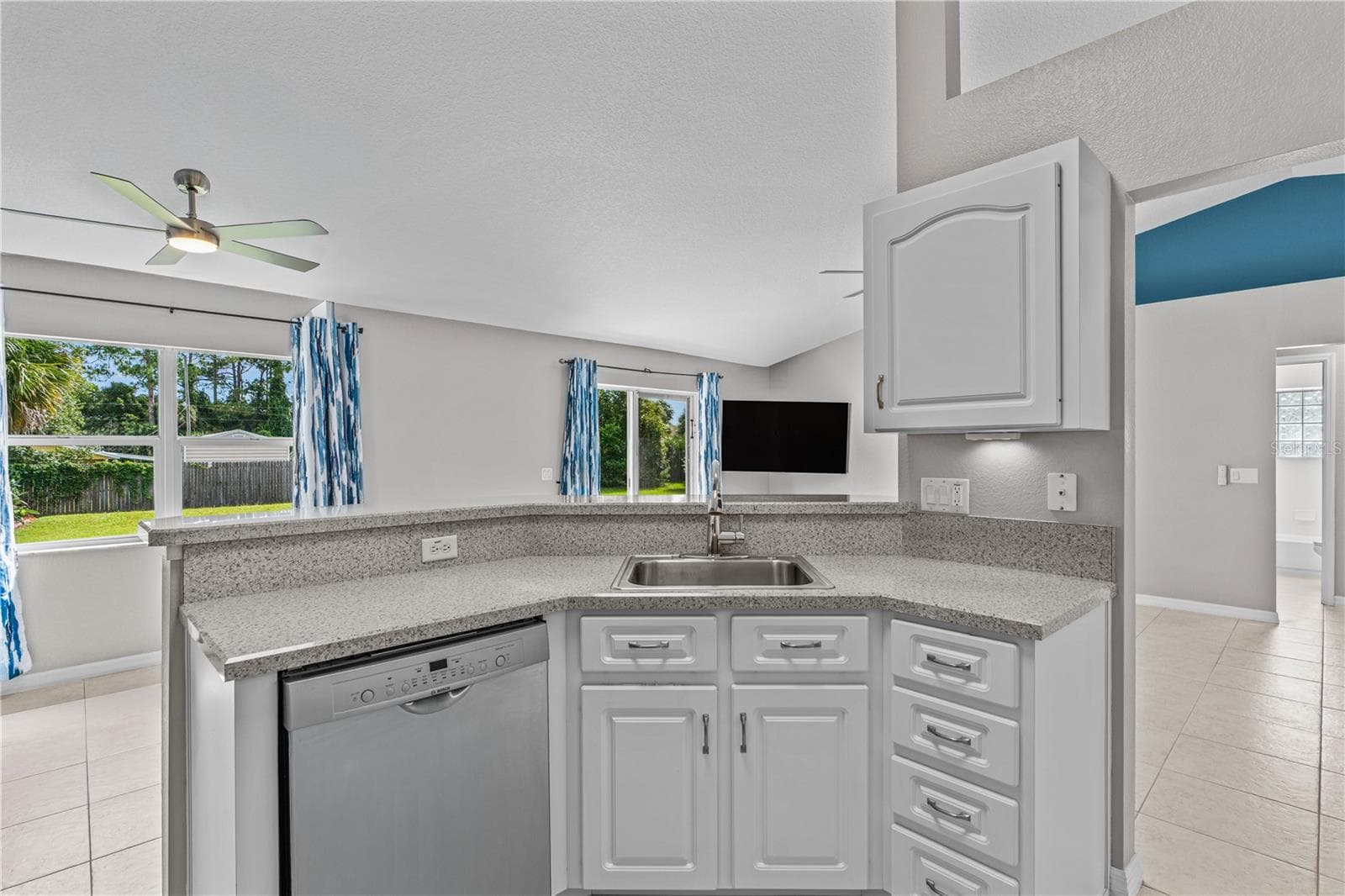 Single Family Residence at 2511 GLENWOOD AVE, NEW SMYRNA BEACH, photo 24 of 36