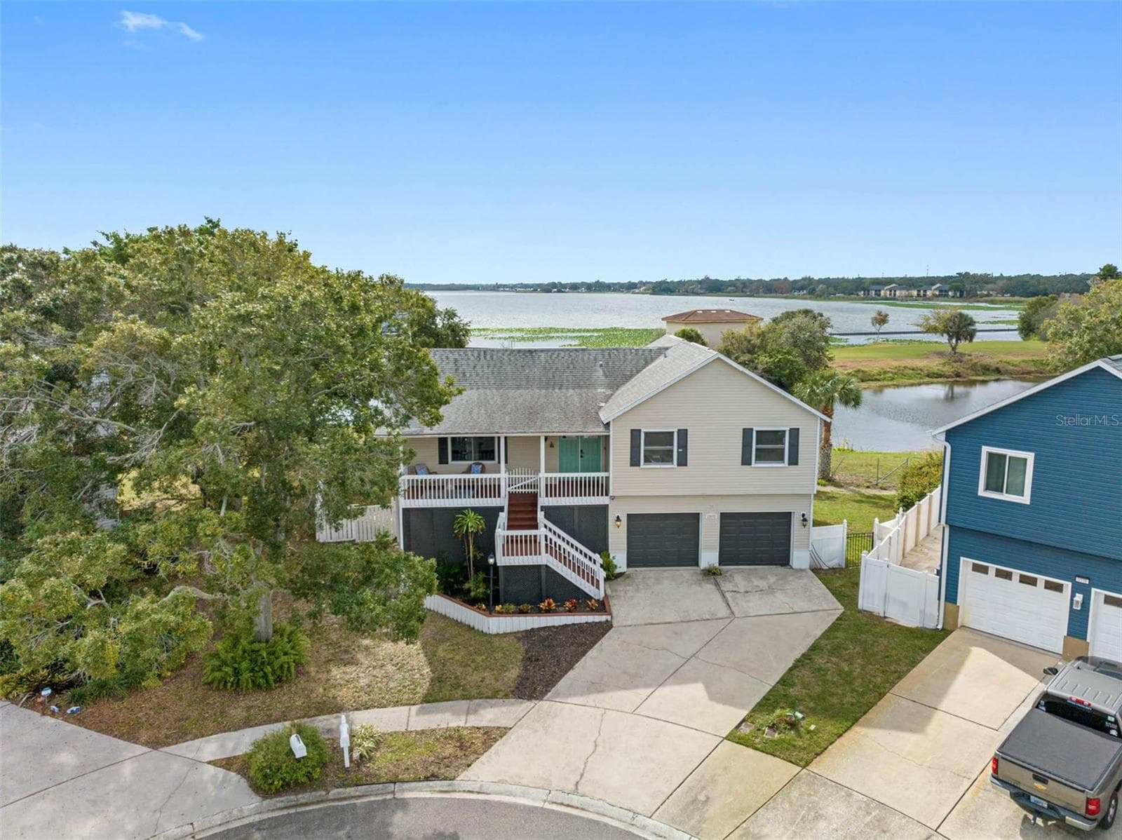 Single Family Residence at 12692 PINEWAY DR, LARGO, photo 2 of 66