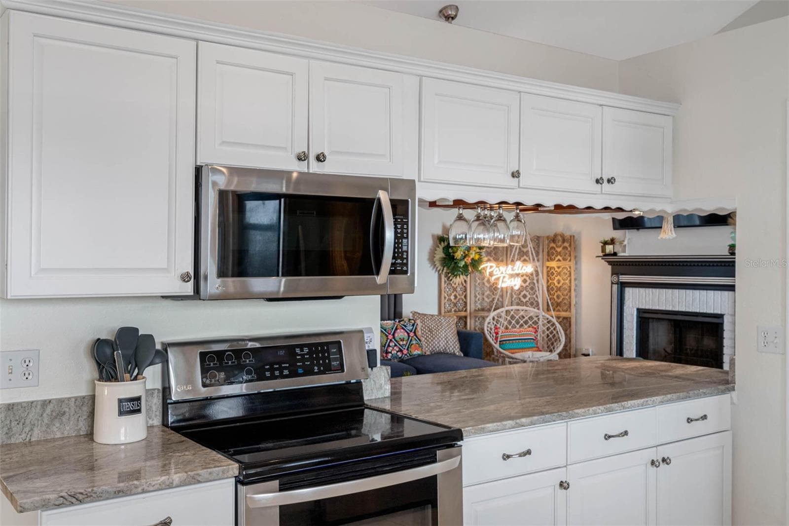 Single Family Residence at 12692 PINEWAY DR, LARGO, photo 25 of 66